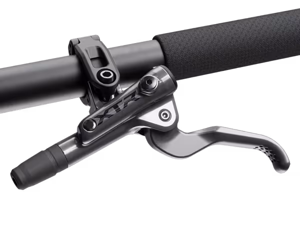 BL-M9200 - Diseño ligero de XC y potencia consistente