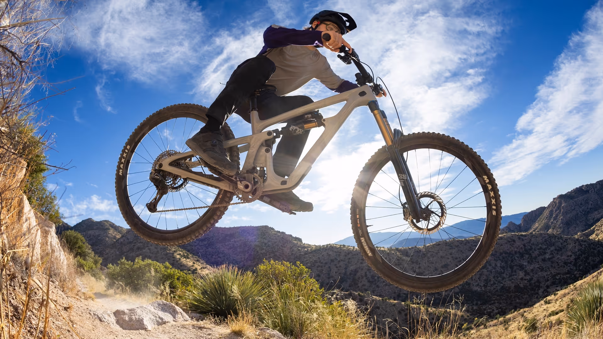 Seria XTR M9200: Robust – Intuitive – Consistent