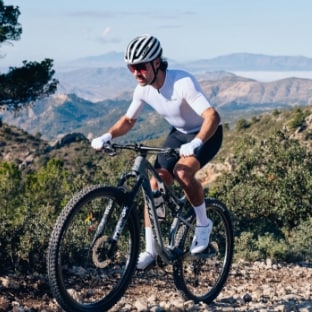 CYCLING APPAREL