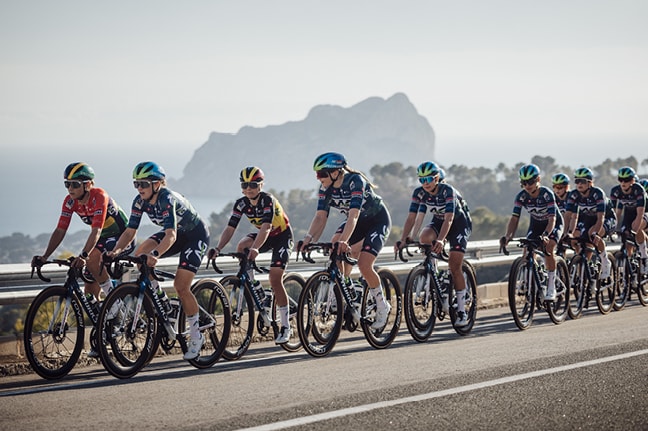 AG INSURANCE-SOUDAL TEAM