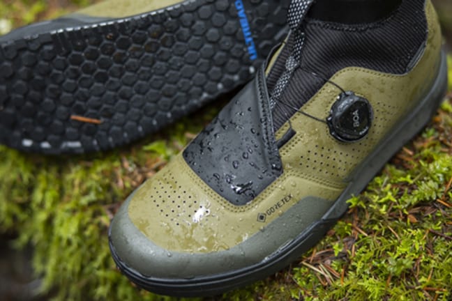 FULL-FOOT PROTECTION WITH​ GORE-TEX UPPER​