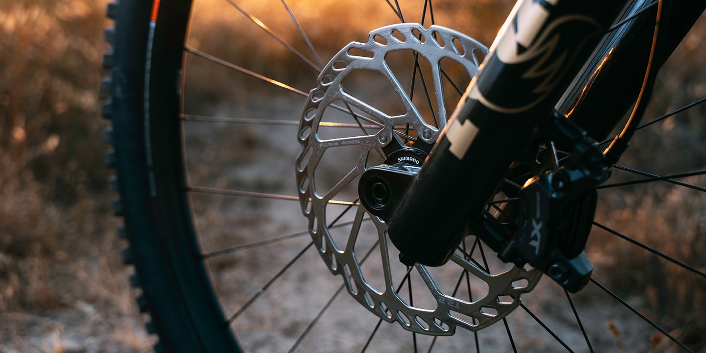 New SHIMANO Thick Rotors and DEORE Brakes