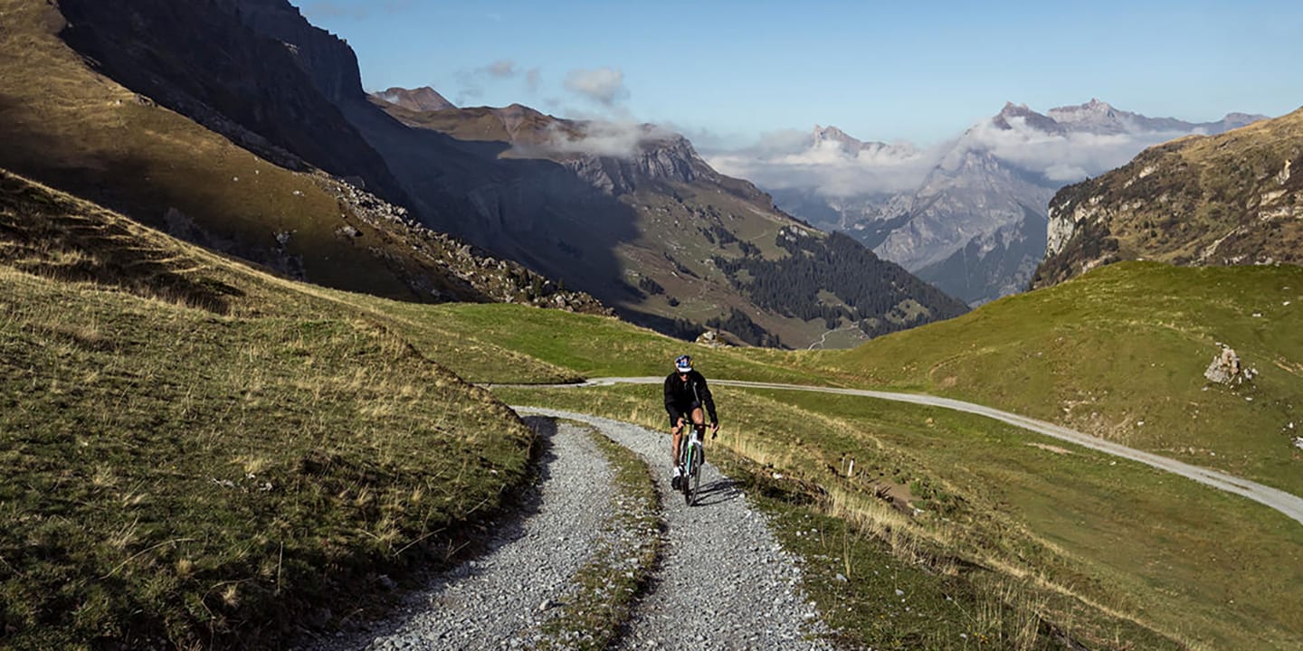 Road vs Gravel - The Shimano Explainer