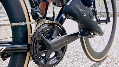 Shimano ULTEGRA road bike and shimano road bike shoes