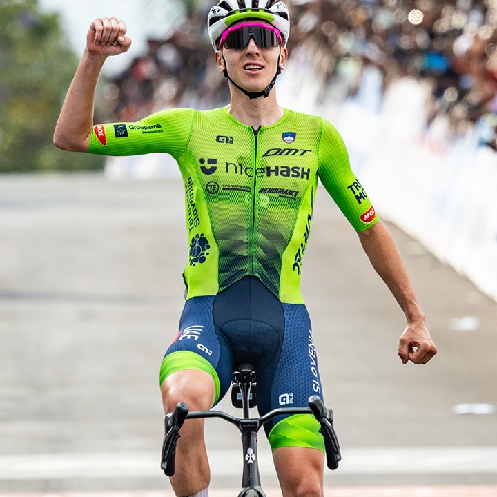 POWERED BY DURA-ACE