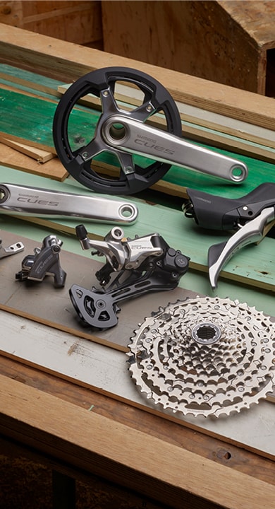 CUES Polished Silver