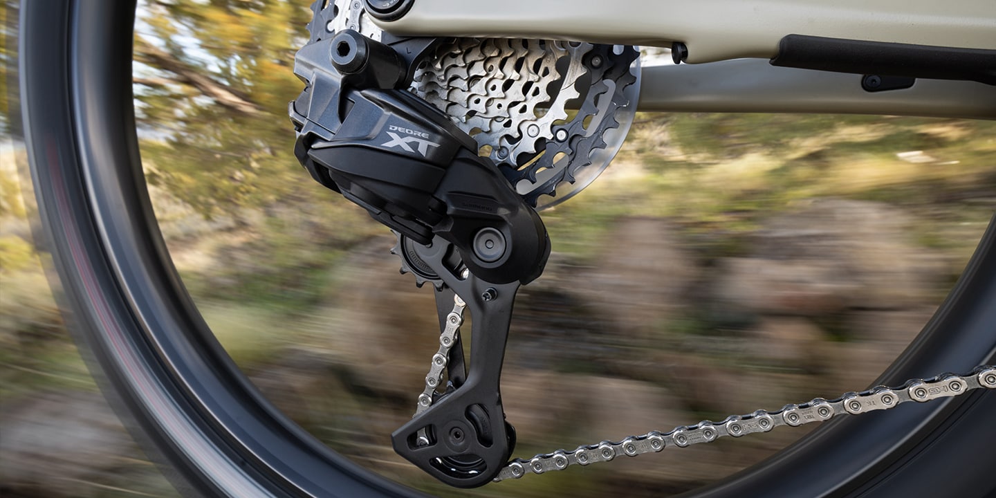 SHIMANO DEORE XT Di2 M8200 Wireless Mountain bike groupset 
