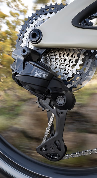 SHIMANO DEORE XT Di2 M8200 Wireless Mountain bike groupset 