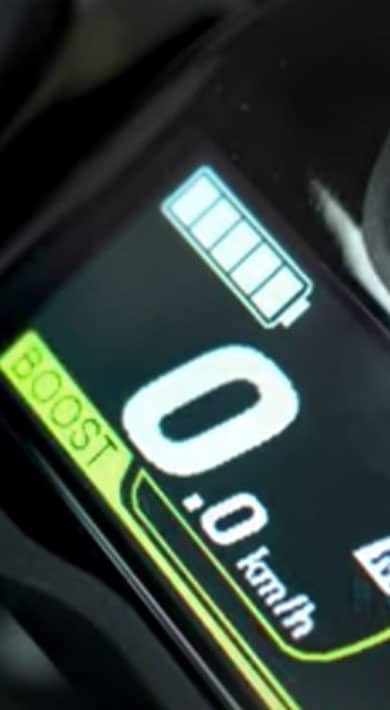 Affichage de vélo Shimano indiquant une vitesse de 0,0 km/h en mode Boost.