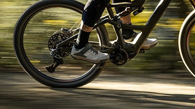 Grupo de montaña Shimano XTR M9200 conectado a bicicleta e-MTB con Shimano EP8