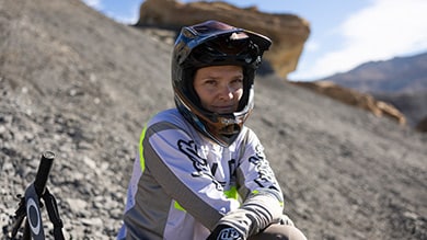 Vaea Verbeek Shimano freeride athlete competing in Women's Red Bull Rampage 2024