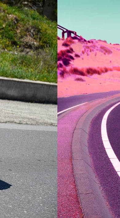 Zwei Radfahrer auf unterschiedlichen Straßen: einer im Rennen, der andere auf einem surrealen pink-violetten Weg.