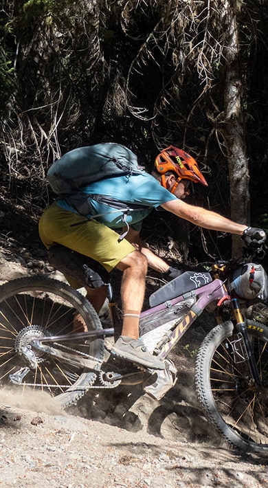Kurt Refsnider riding the Orogenesis on Shimano XT Di2