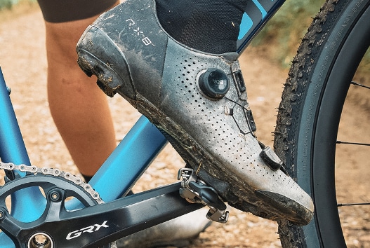 GRAVEL FOOTWEAR TECHNOLOGY