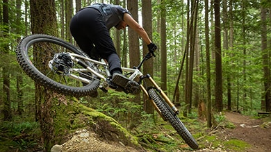 Shimano DEORE XT flat pedals stability and control