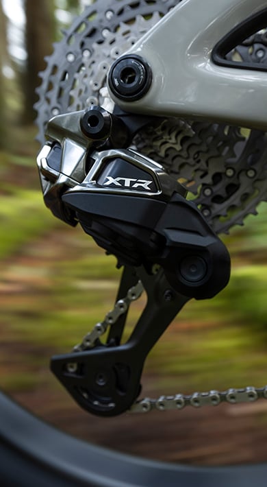 XTR M9200 リアディレーラー SHADOW ES