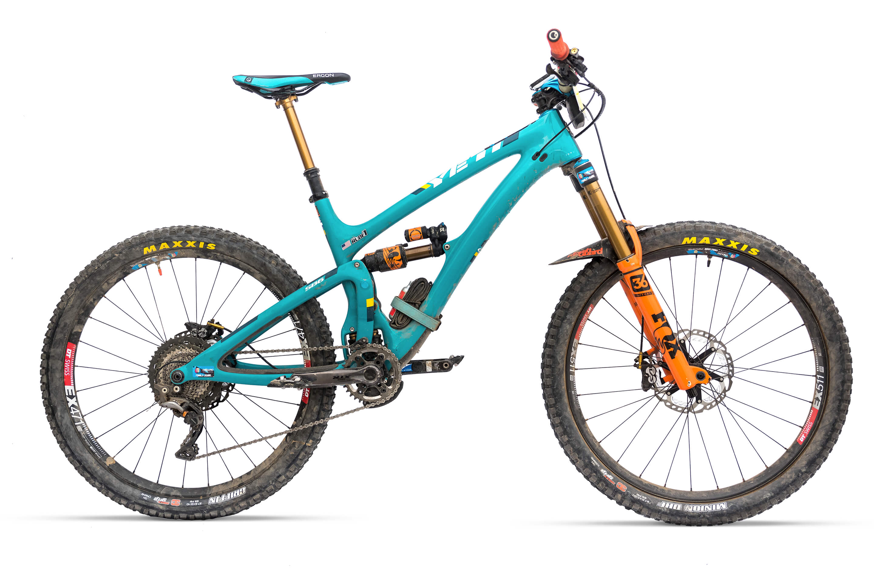Richie Rude's Yeti SB6 equipped with an XTR drivetrain and brakes