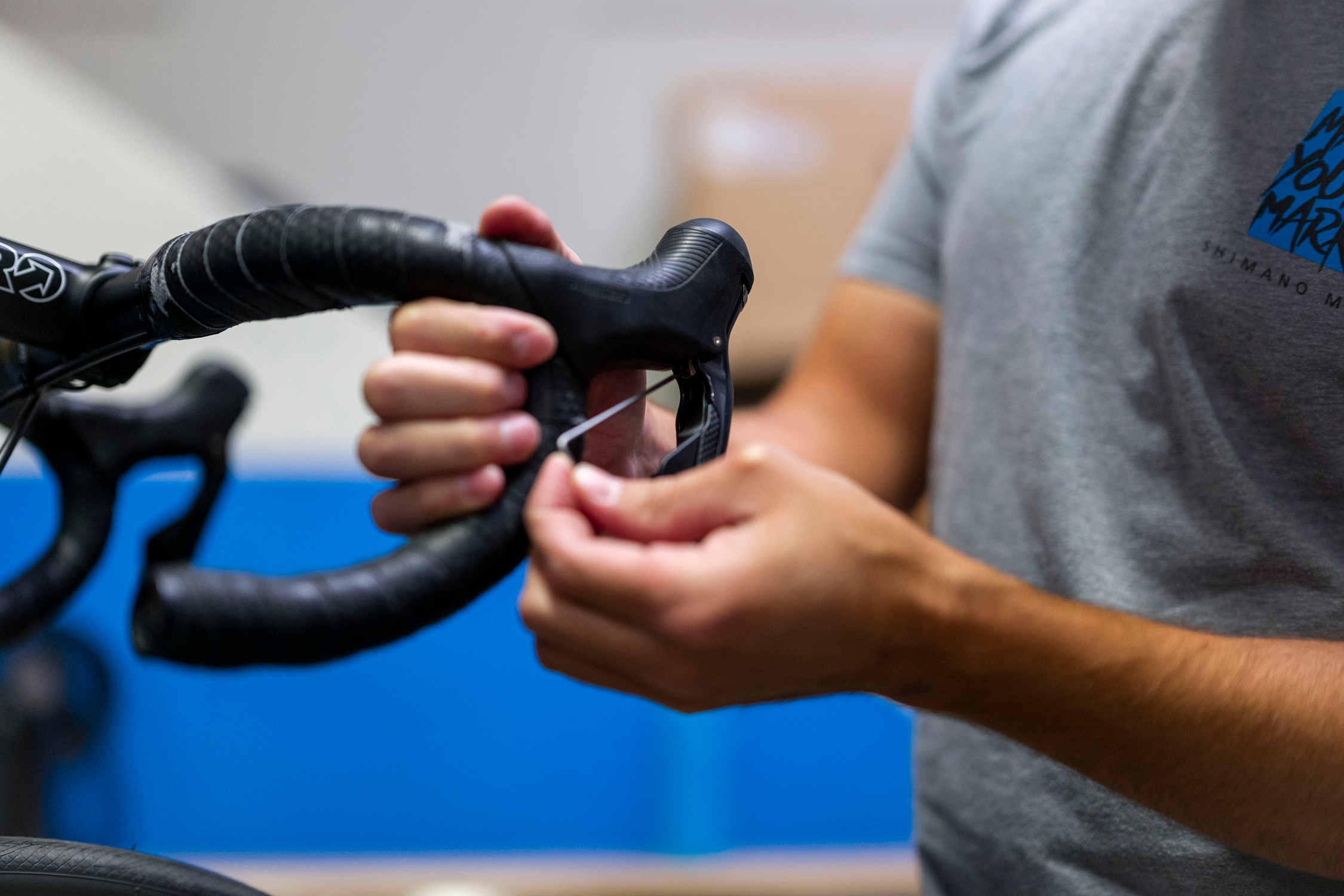 Adjusting reach on a Shimano Road shifters