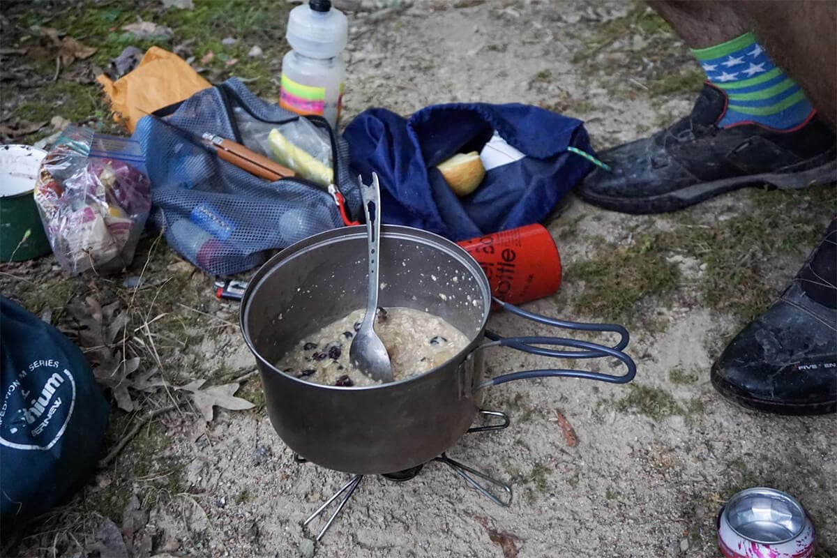 Backcountry cooking Oats 